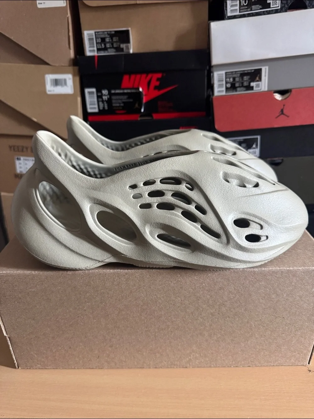 *USED* Adidas YZY foam runner